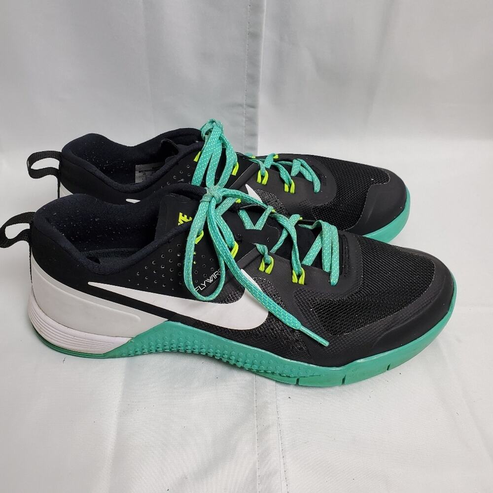 Nike Flywire Black Mint Sneakers SZ 10